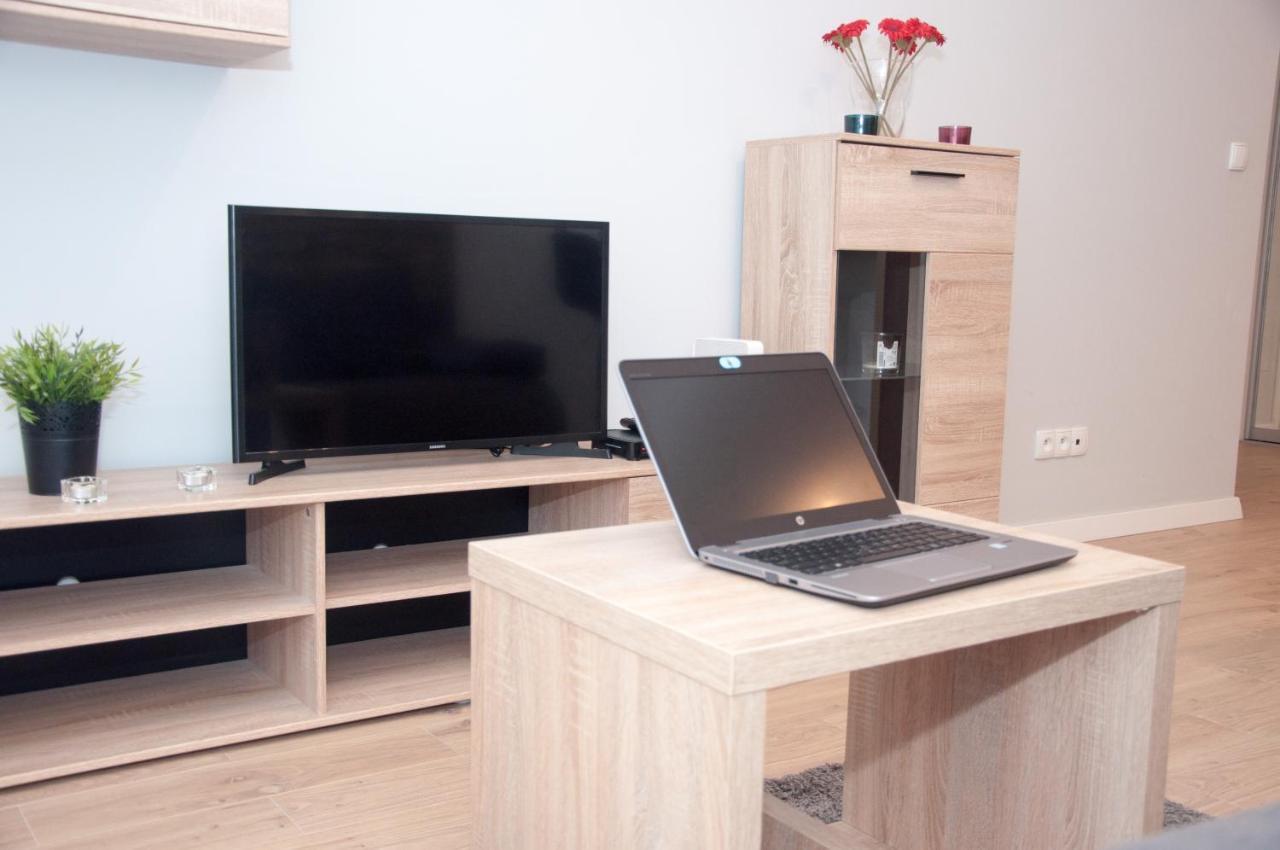 Apartament Obrzezna 3 Deluxe 华沙 外观 照片